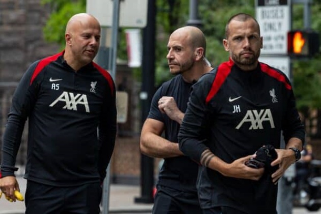 Tác động của việc Heitinga ra đi đối với Liverpool